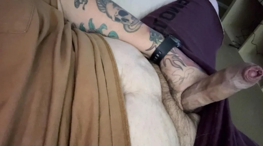 Shattering that stereotype about fat men 😝😝