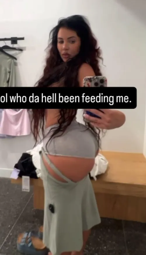 😱😱😱 She did a buttock augmentation again????