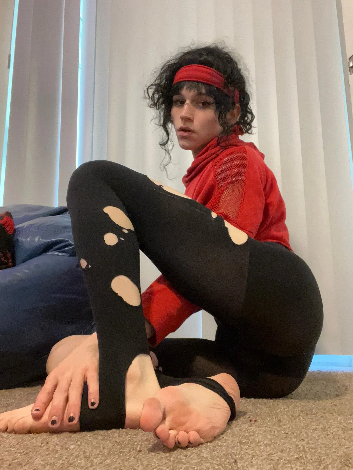 treat me right for letting you stare 🥰