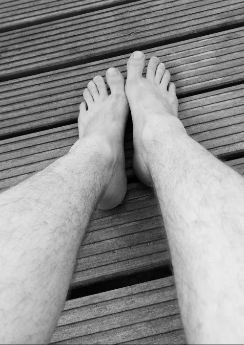 Where are my toe lovers?