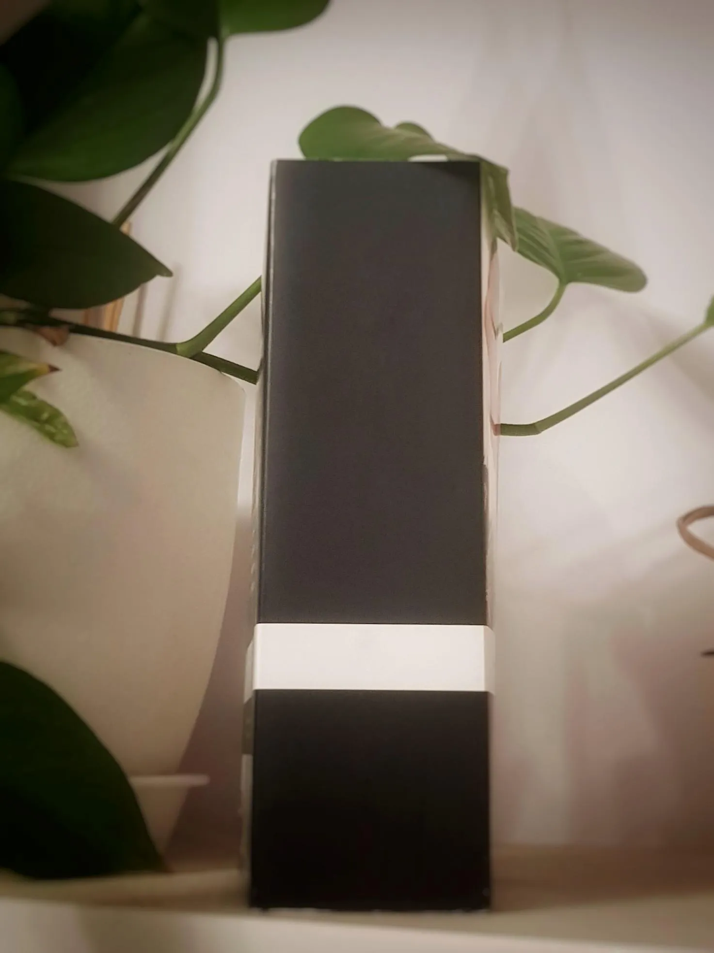 21M, philosophy student here... Do your thing, r/BookshelvesDetective! Based on this selection of my books, what's my gender, age and major?