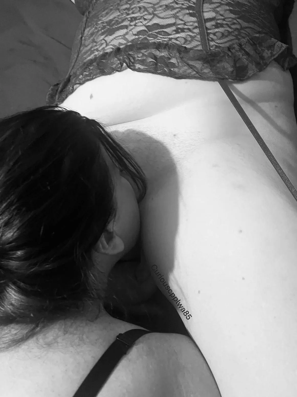 Always love to worship another lady! Happy Friday!  💋💋