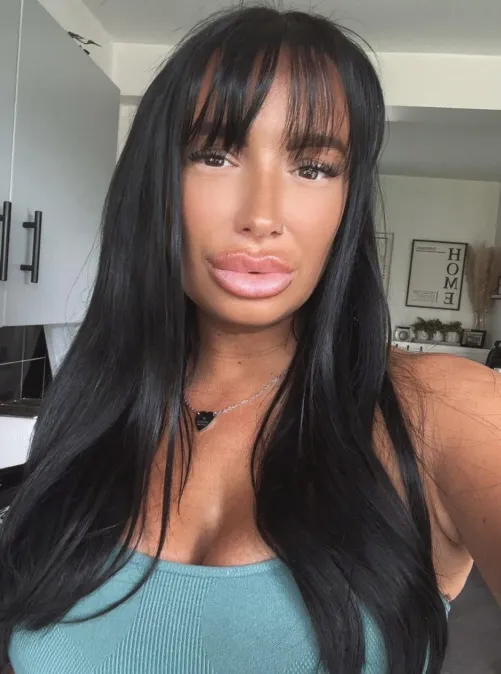 Doesn’t look very comfortable