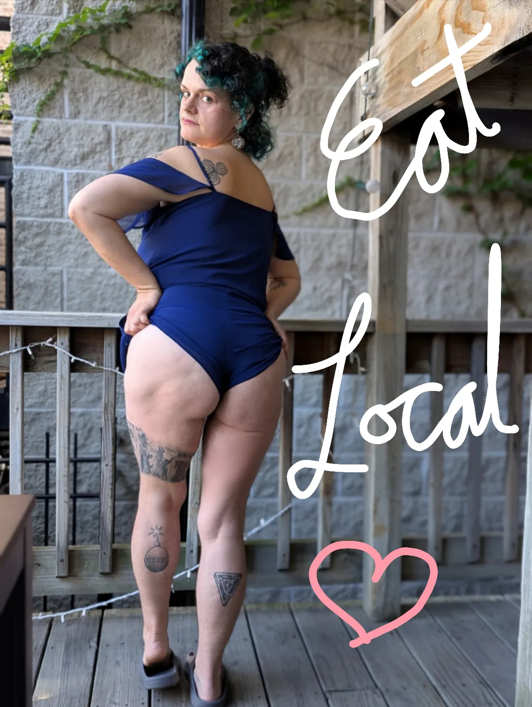 Eat local 😋🍑😏