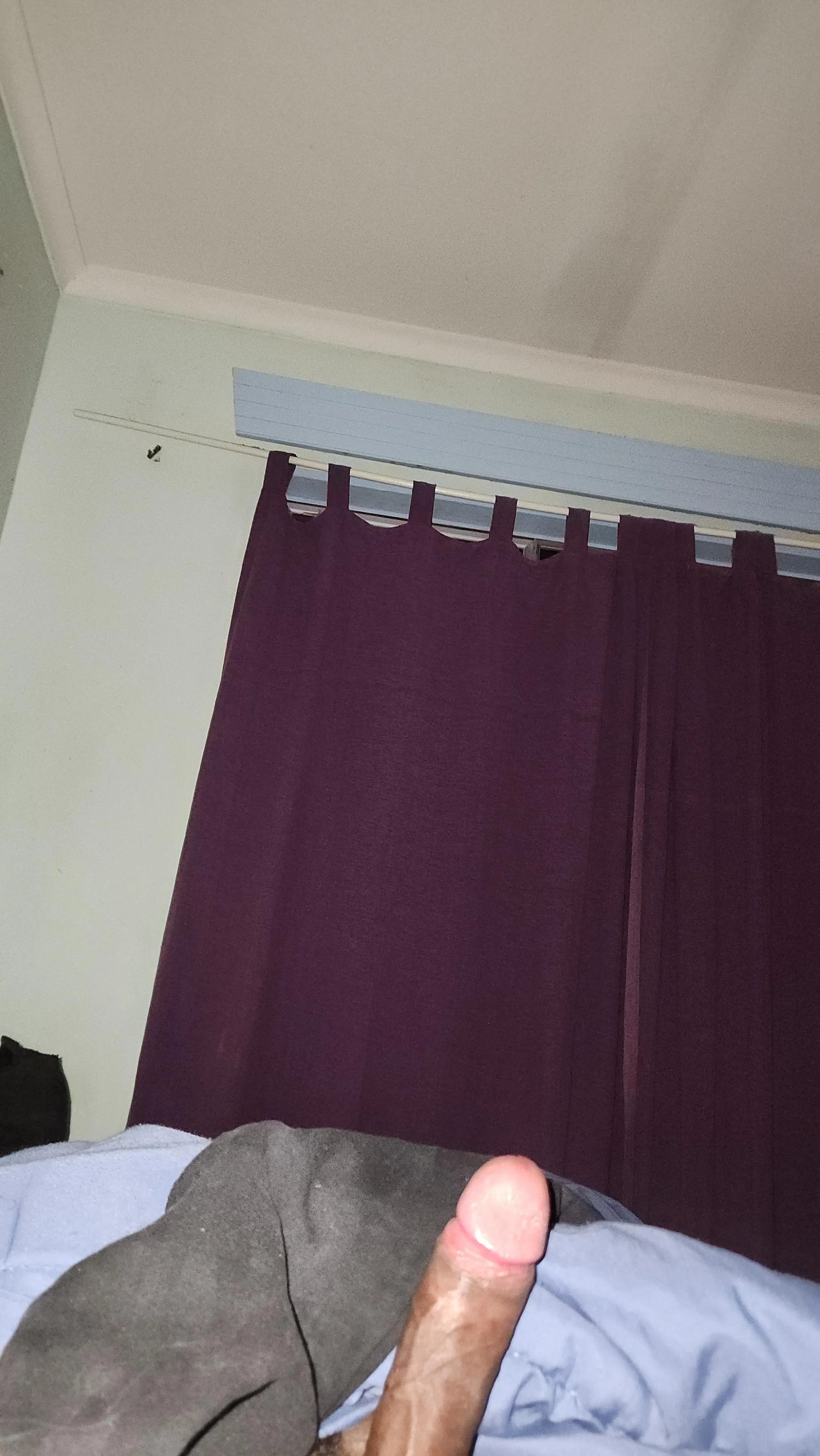 Fijian (20) dude looking for a girl m4f wanting to dominate over ur and fulfil ur kinks too.