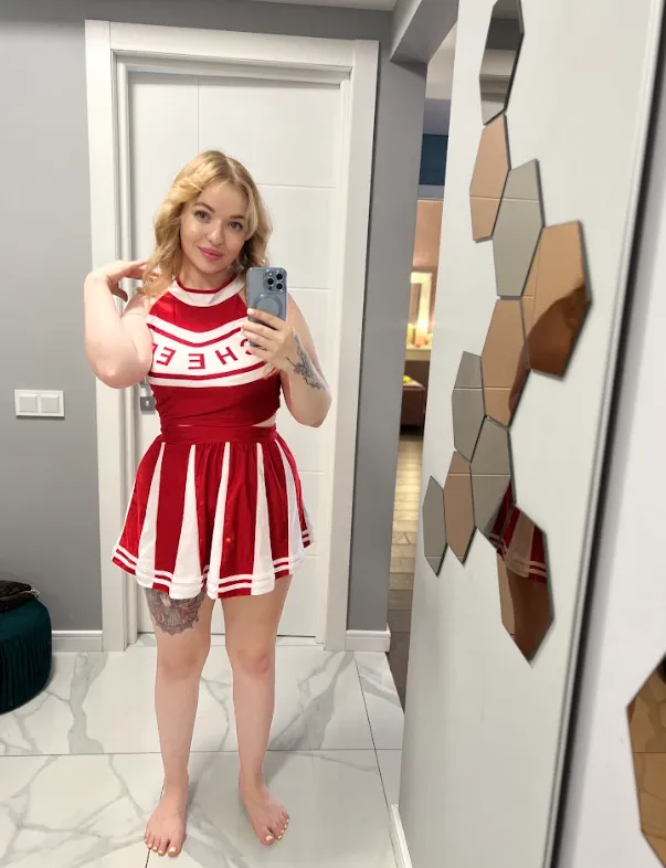 Just a blonde moment you wont forget