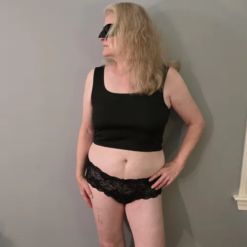 Mature 58 YO real blonde.
