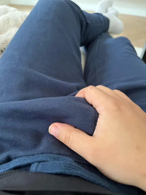 Wie ook zin? Kom prive