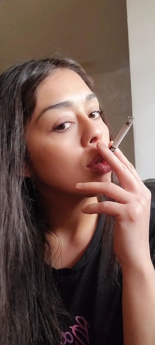 Do you think I look sexy smoking?
smoking