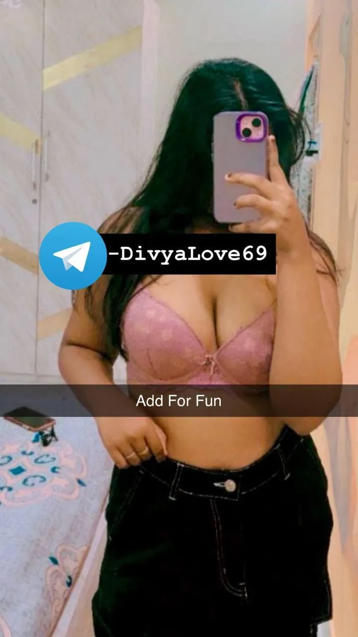 ( F ) Into cute girls? here for sexting n more .. txt Me