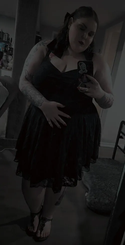 Felt like a goth baddie today 🖤