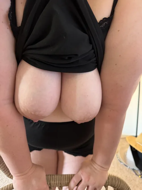 Happy hump day! I can be a handful sometimes..