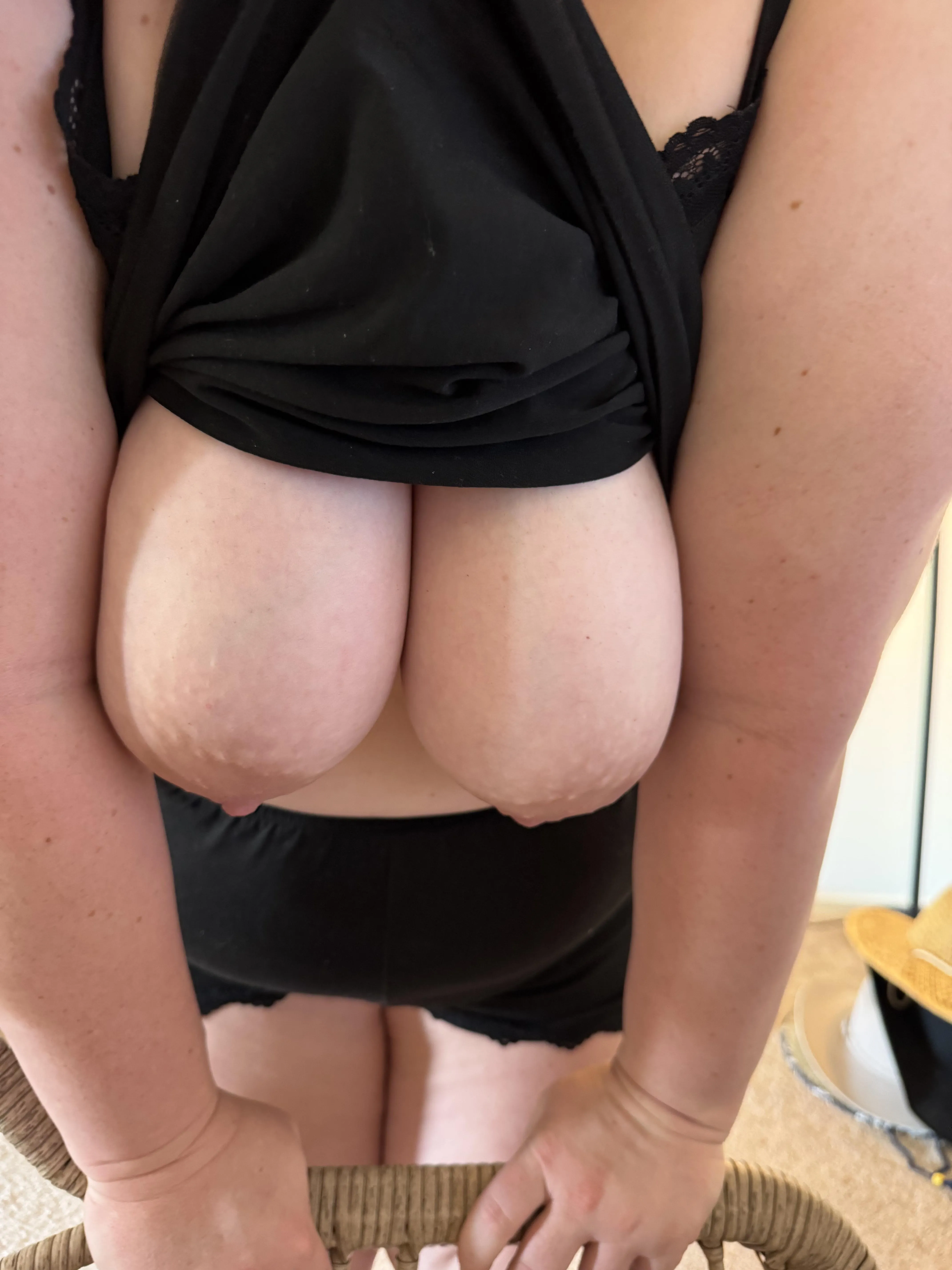 Happy hump day! I can be a handful sometimes..