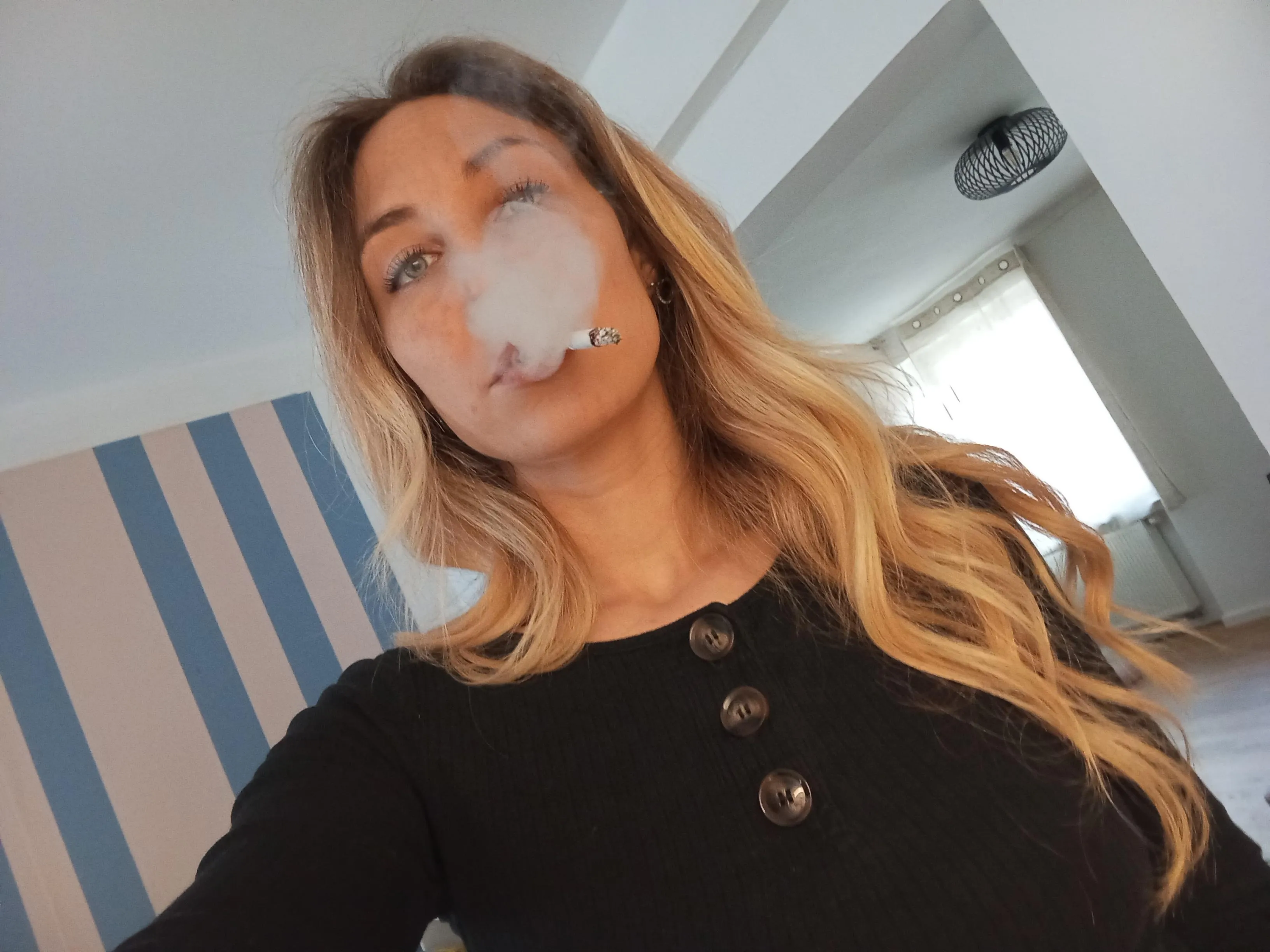 Hello again ... 🚬