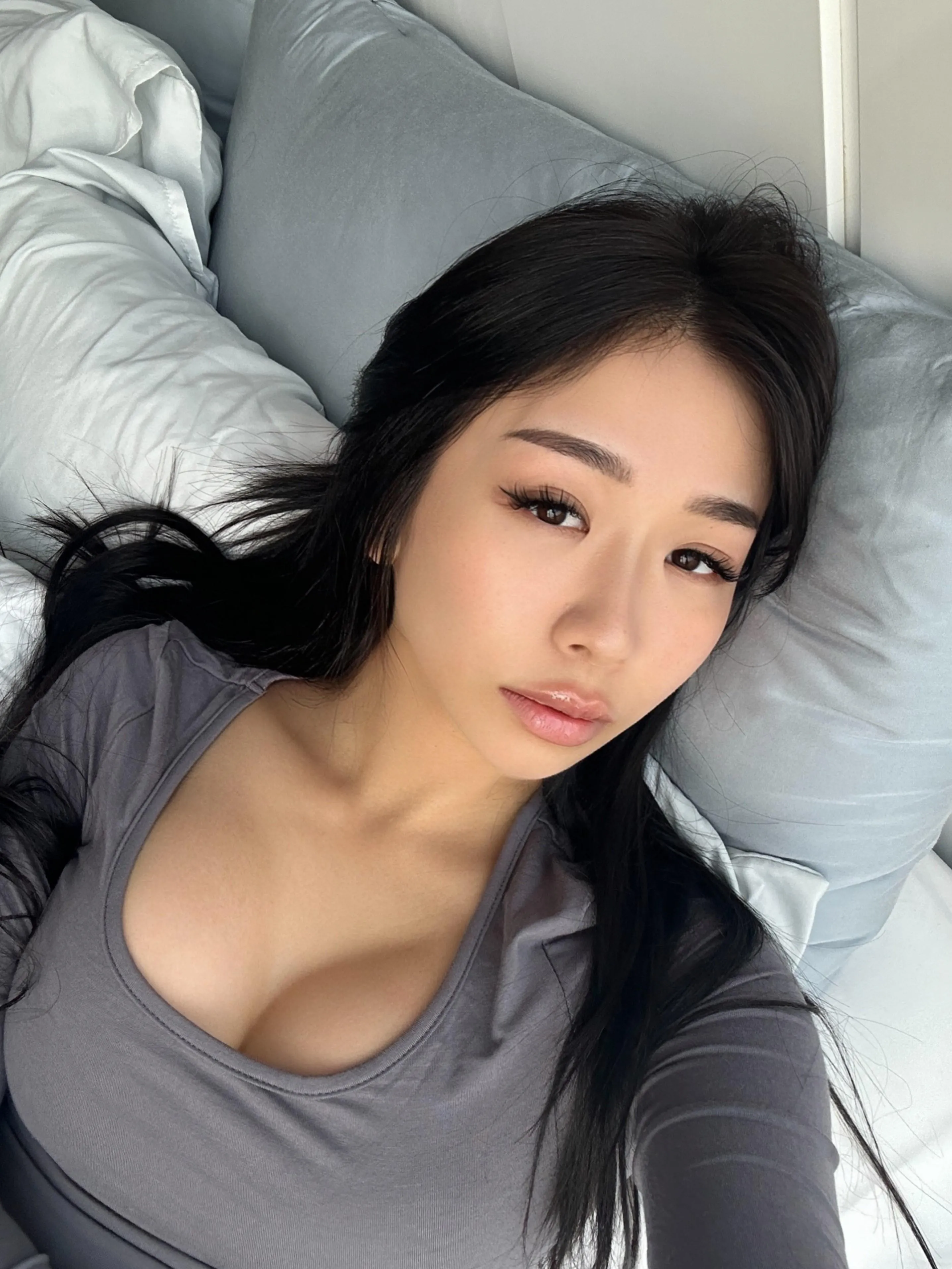 Hire me as your new wife, young and fresh