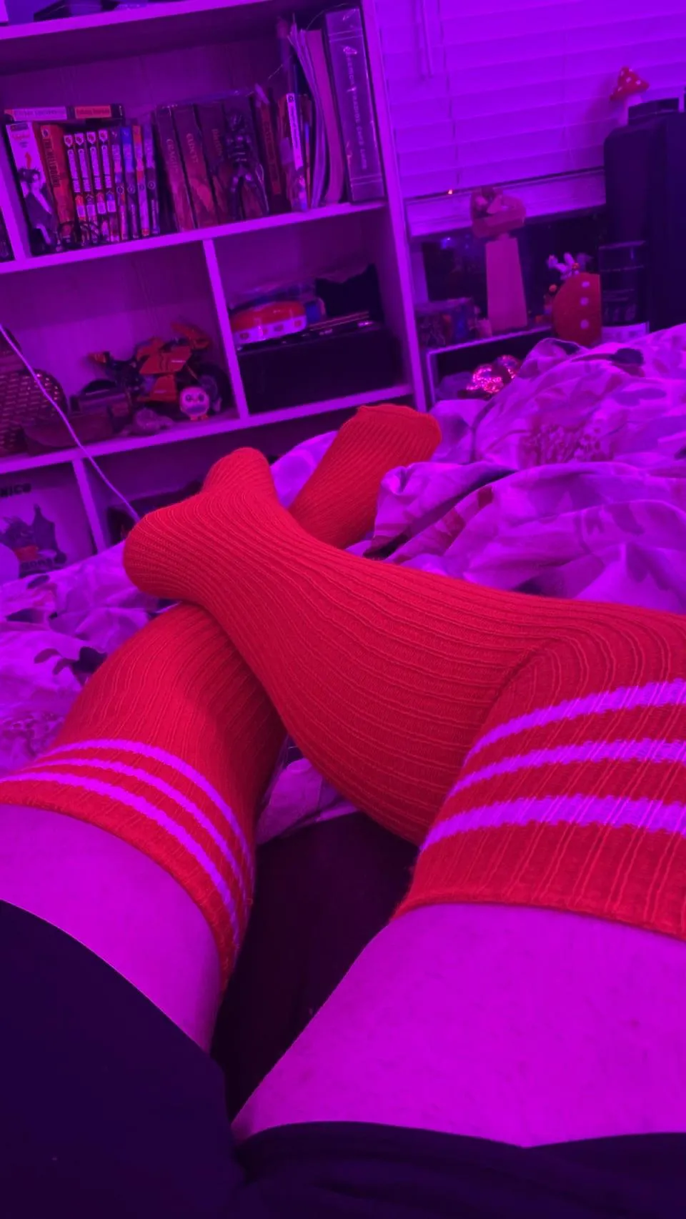 I wish i had a mommy to be a good boy for 🥺