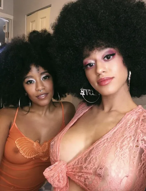 Literally Putting the Afro in Afrolatina 😍