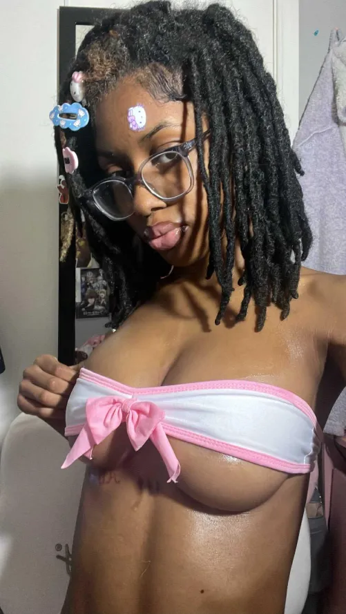 Offering long term and consistent GFE / sugar arrangement provide unlimited lewd pics and videos along with daily chatting! Tg Jussbea