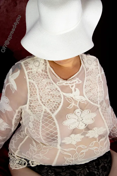 Playing around a little in some different outfits and lighting.