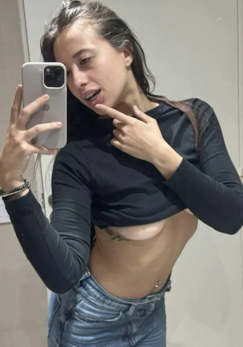 Seeking for mature couple 20F Miami