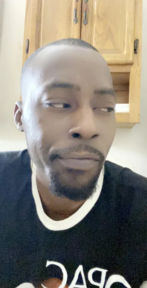 When ever I hear my door bell 🚽😒