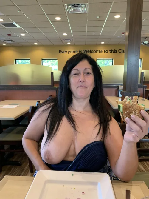 Wifee boobies flashing...