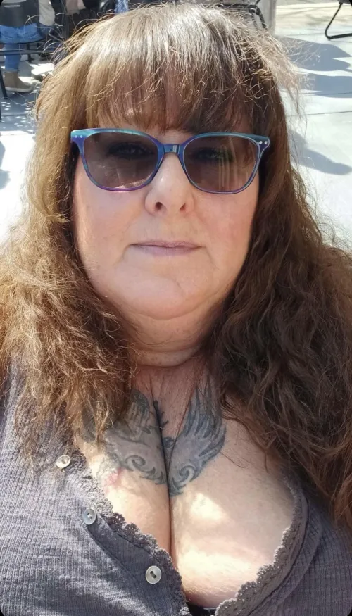 Your new favorite MILF 😈