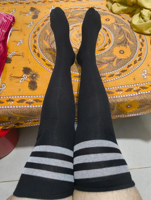 Got new thigh highs !! 😍