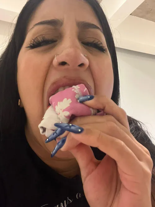 I Wanna gagged🍆🍆🍆