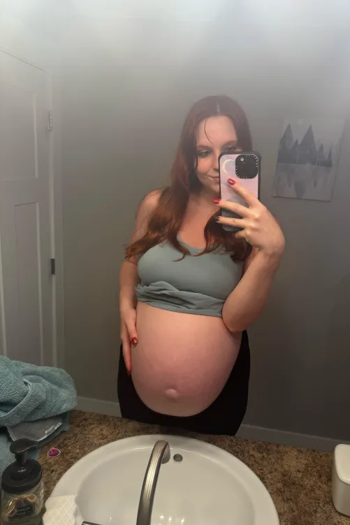 Only 2.5 weeks or less to get a pregnancy [GFE] with me!