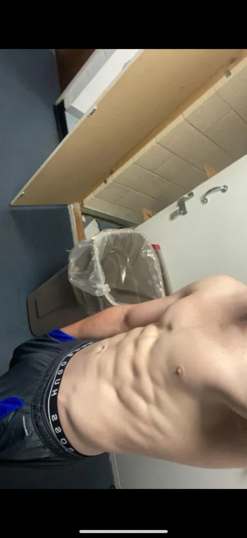 20 need my cock sucking dm me or add snap jamesmcr72 need genuine people that want it