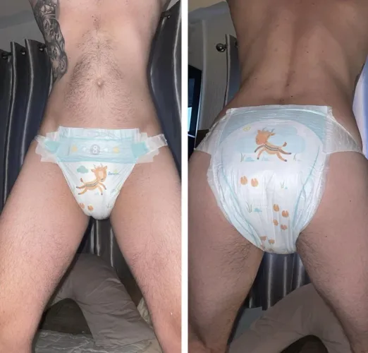 Bedtime in my Pampers!😴😘