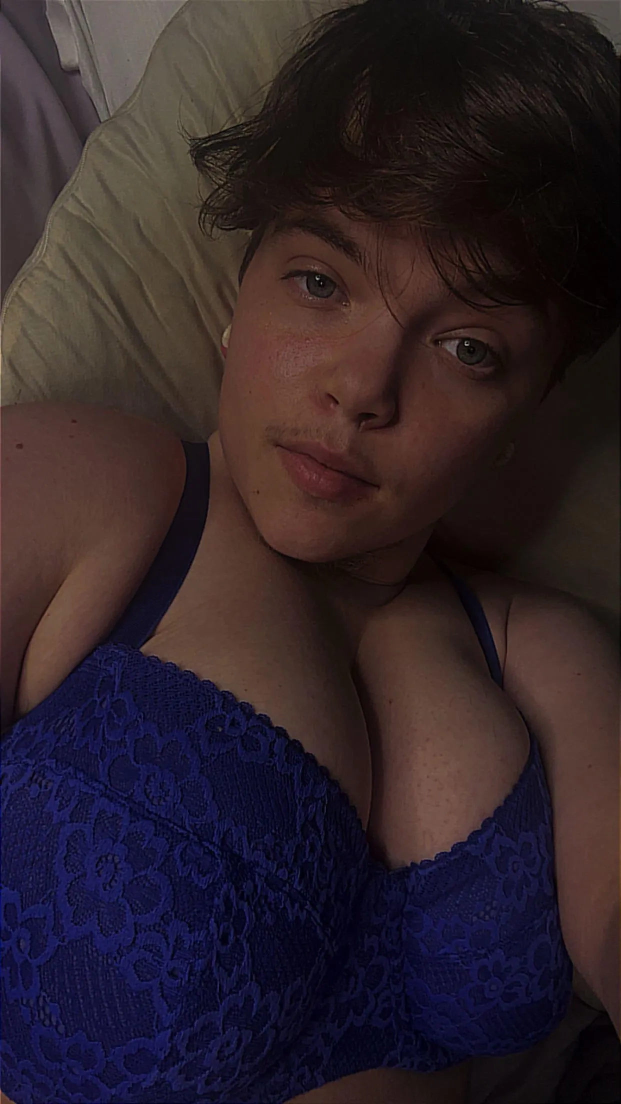 Caught you staring at them😏🍒