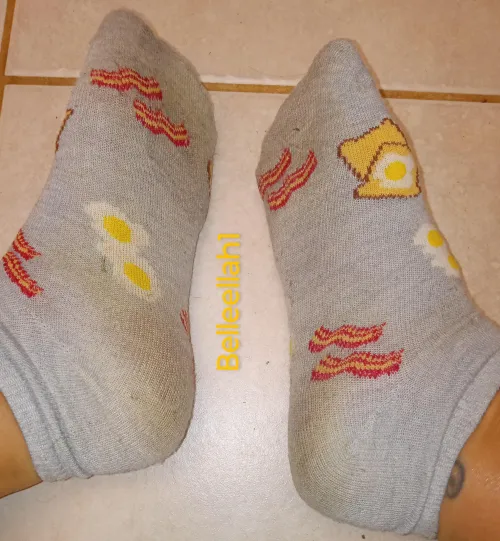 10 day worn socks including a lot of sweaty outside work! Message me to claim