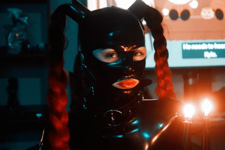 A little more latex than last time 😮‍💨