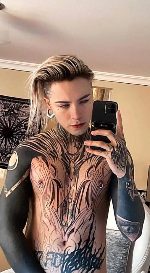 Be honest… how many hearts did I just steal? 😏