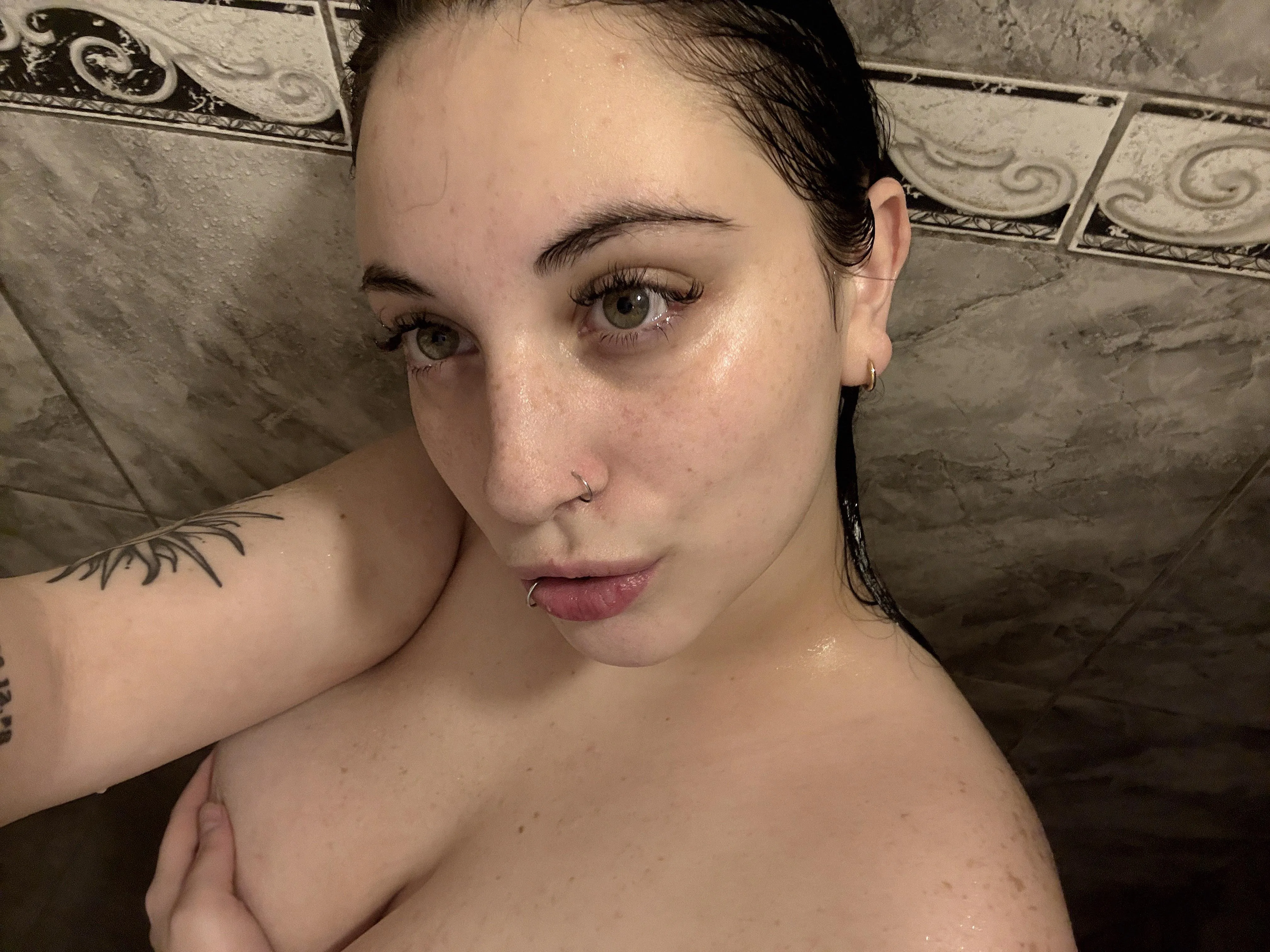 come shower with me hon