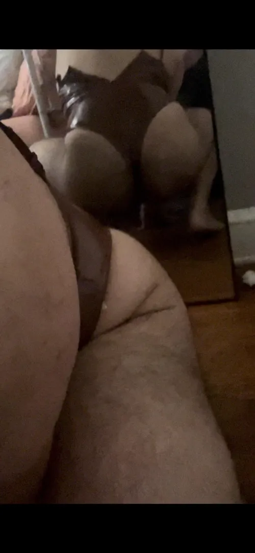 [Selling] stinking up some body suits rn. My first time trying to sell