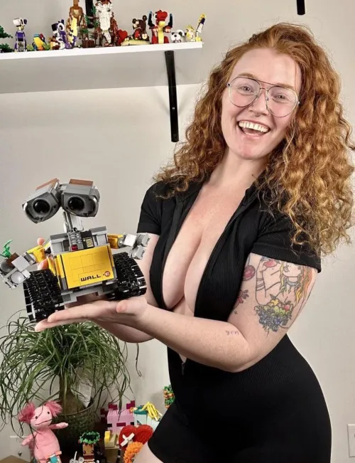 Wanna watch Disney movies and build Lego?