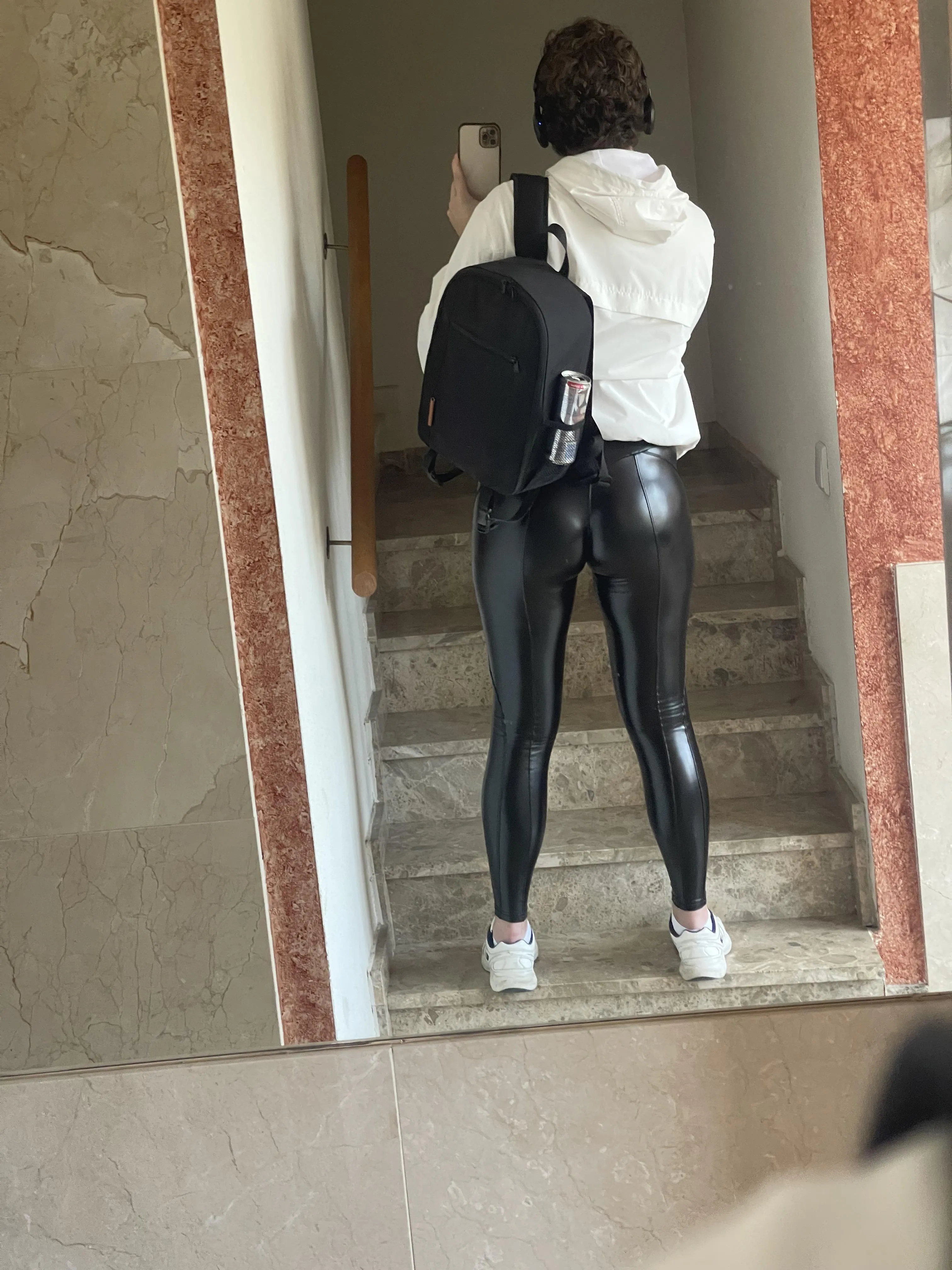 Who want to fu*k my ass?