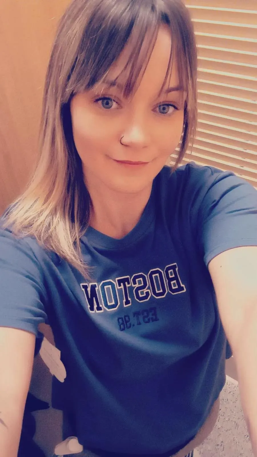 would you fuck a millenial 90s milf if i gave you the chance?