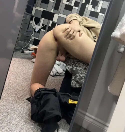 Any twinks wanna taste 👅 (23 from Cambridgeshire)