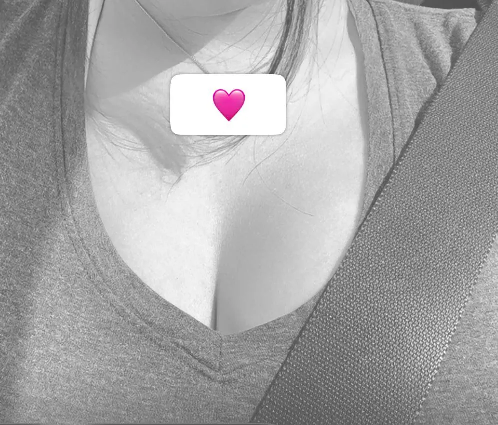 Breastmilk anyone ! 🥵