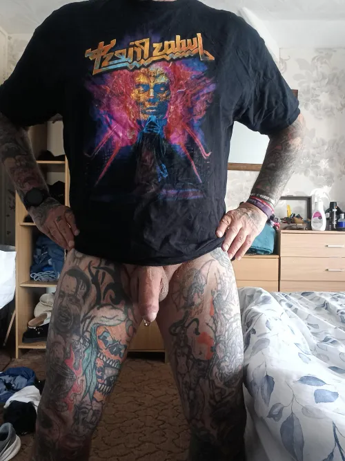 Good afternoon metalheads