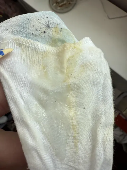 My fertile fuck me ovulation juices are soaking through my panties today