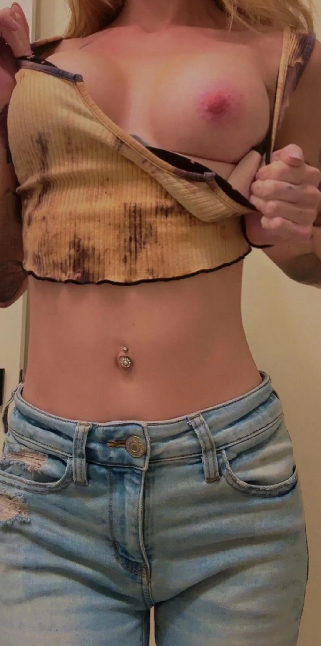 Petite girls do it better