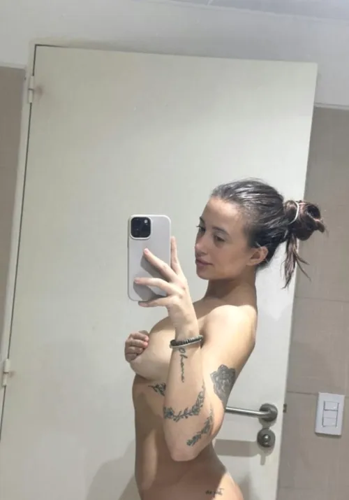 20 [F4M] S*x is part of my daily life, it's like air to me