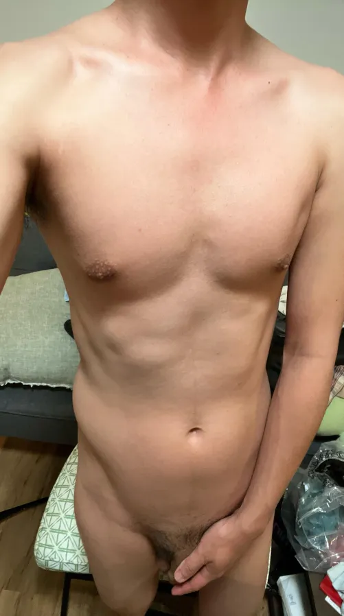 35 asian from cali, add me sc: k67974948