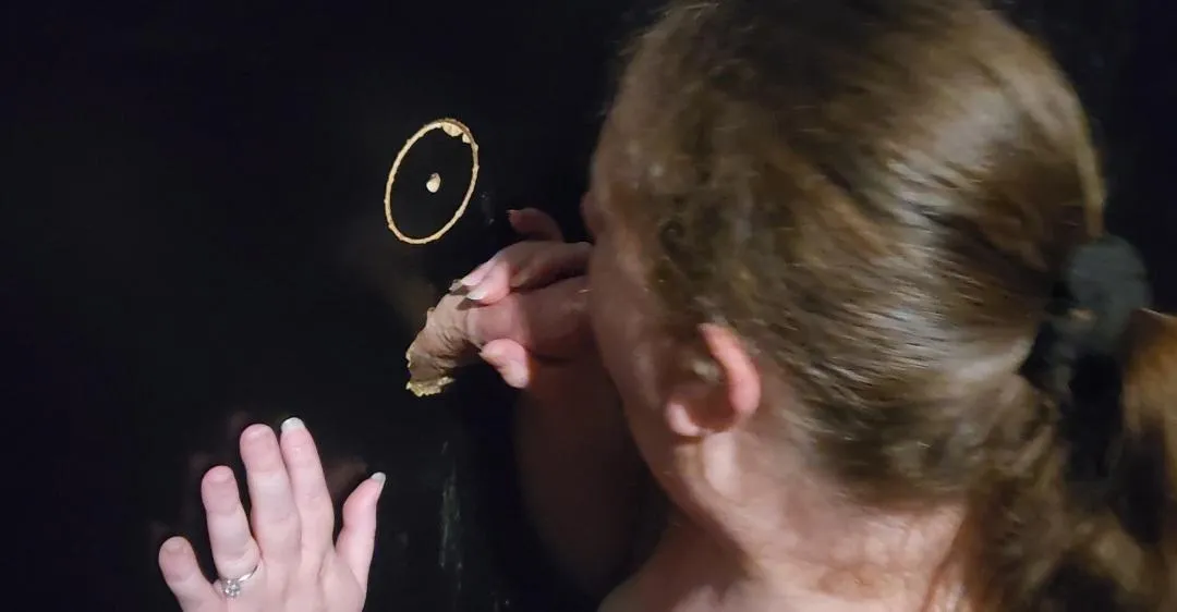 I love when a fat cock pops through the hole