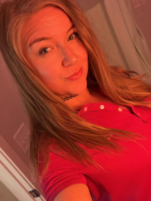 Just a reminder, I’m gorgeous. Now go listen to one of my audios. Yes Nichole 💋❤️💋❤️